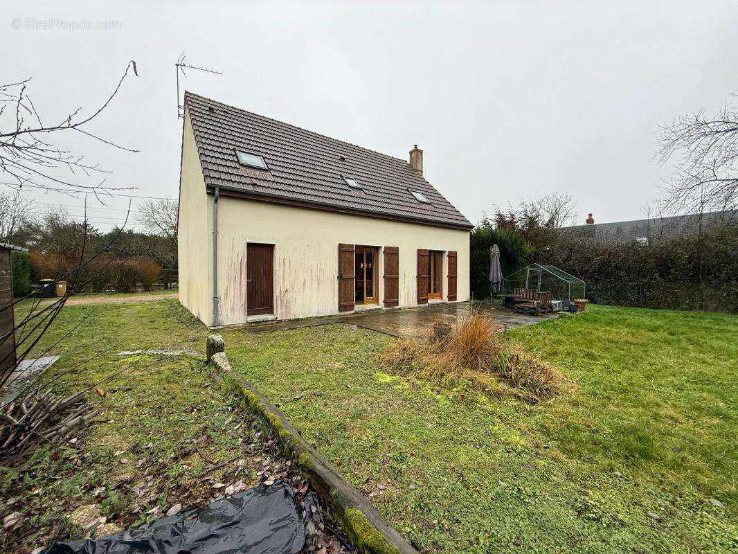 Maison à ARDELLES