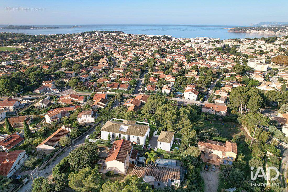 Photo 1 - Appartement à SIX-FOURS-LES-PLAGES