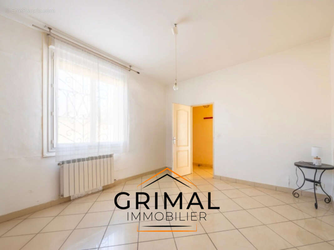 Maison à MARSEILLE-8E