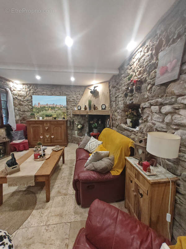 Maison de charme restaurée avec hébergements et restaurant 20 places - photo 9