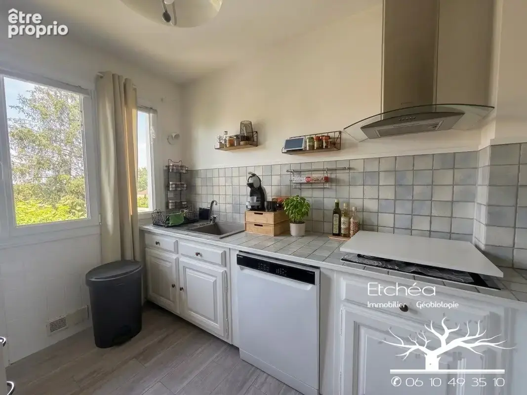 Appartement 3 pièces 84 m² à vendre à Pau (64000) - photo 2
