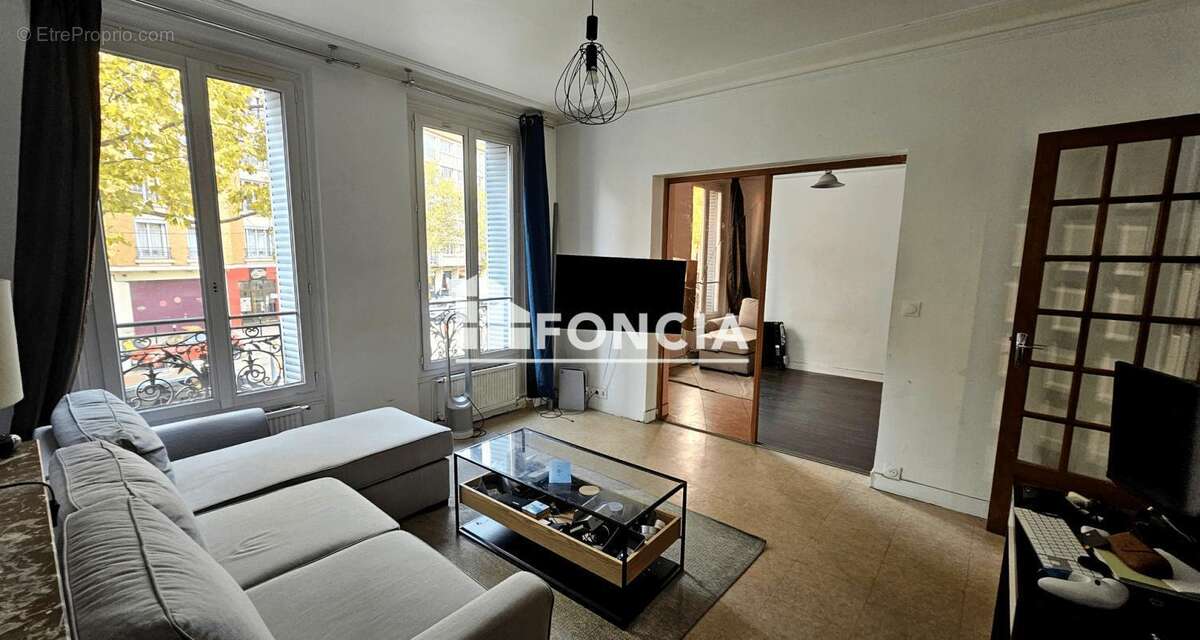 Appartement à AUBERVILLIERS