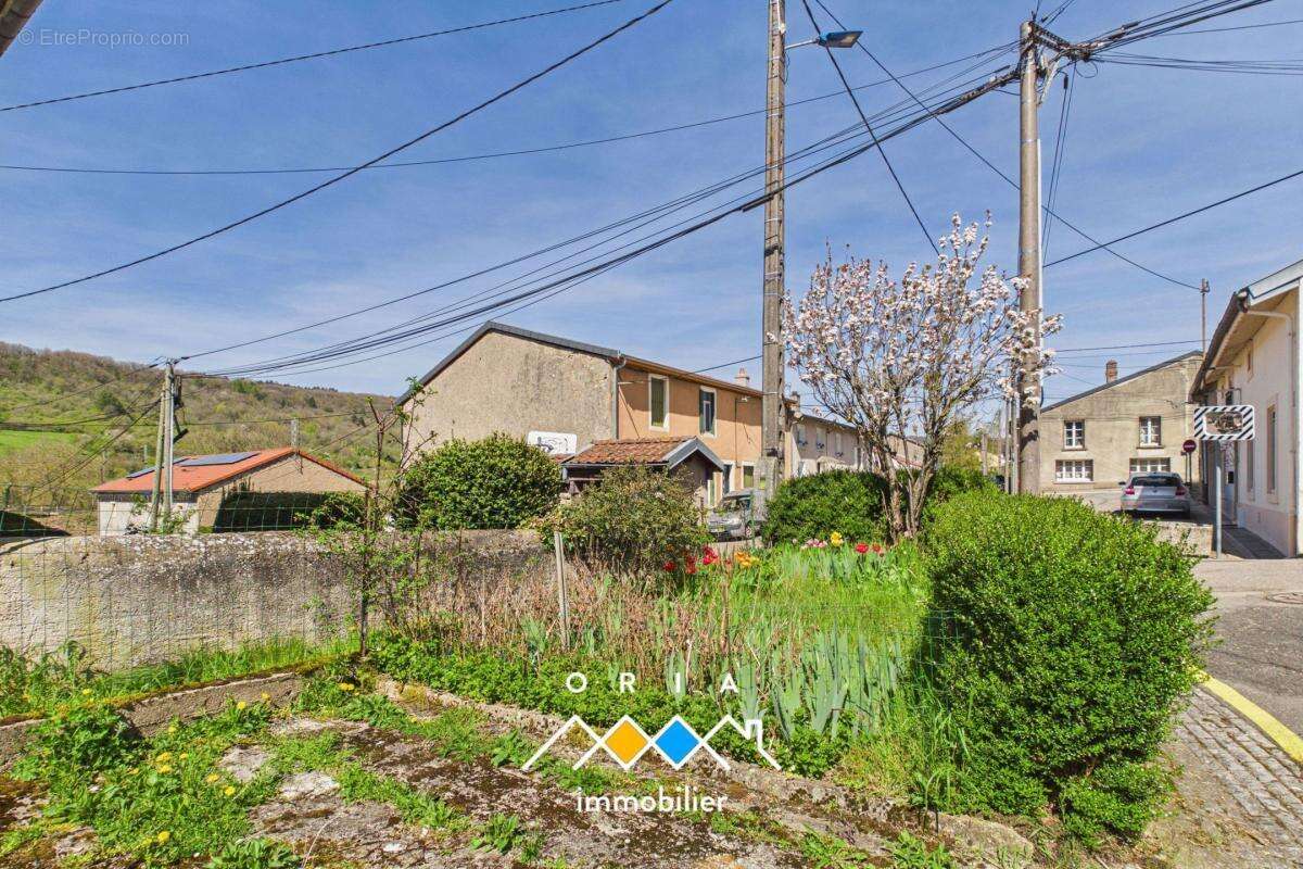 Maison ancienne avec jardin, potentiel – Villecey-sur-Mad - photo 23