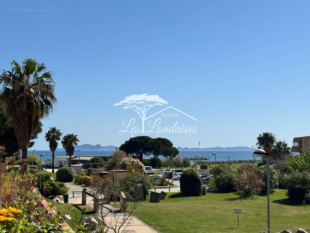 Appartement à LA LONDE-LES-MAURES