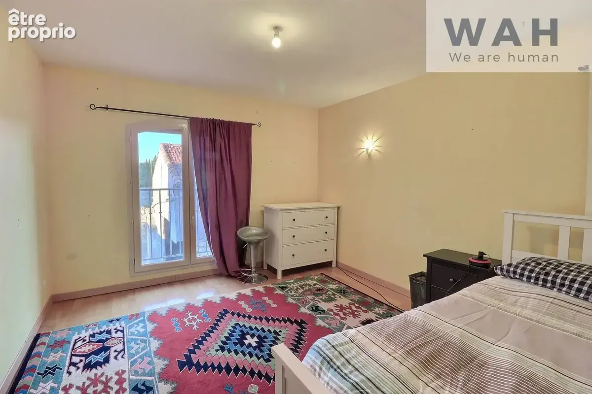 Vente mas de 200m2 et grange sur terrain de 711m2 et 4000m2 - photo 11