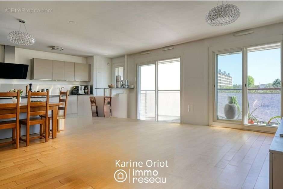 Appartement à PARIS-19E