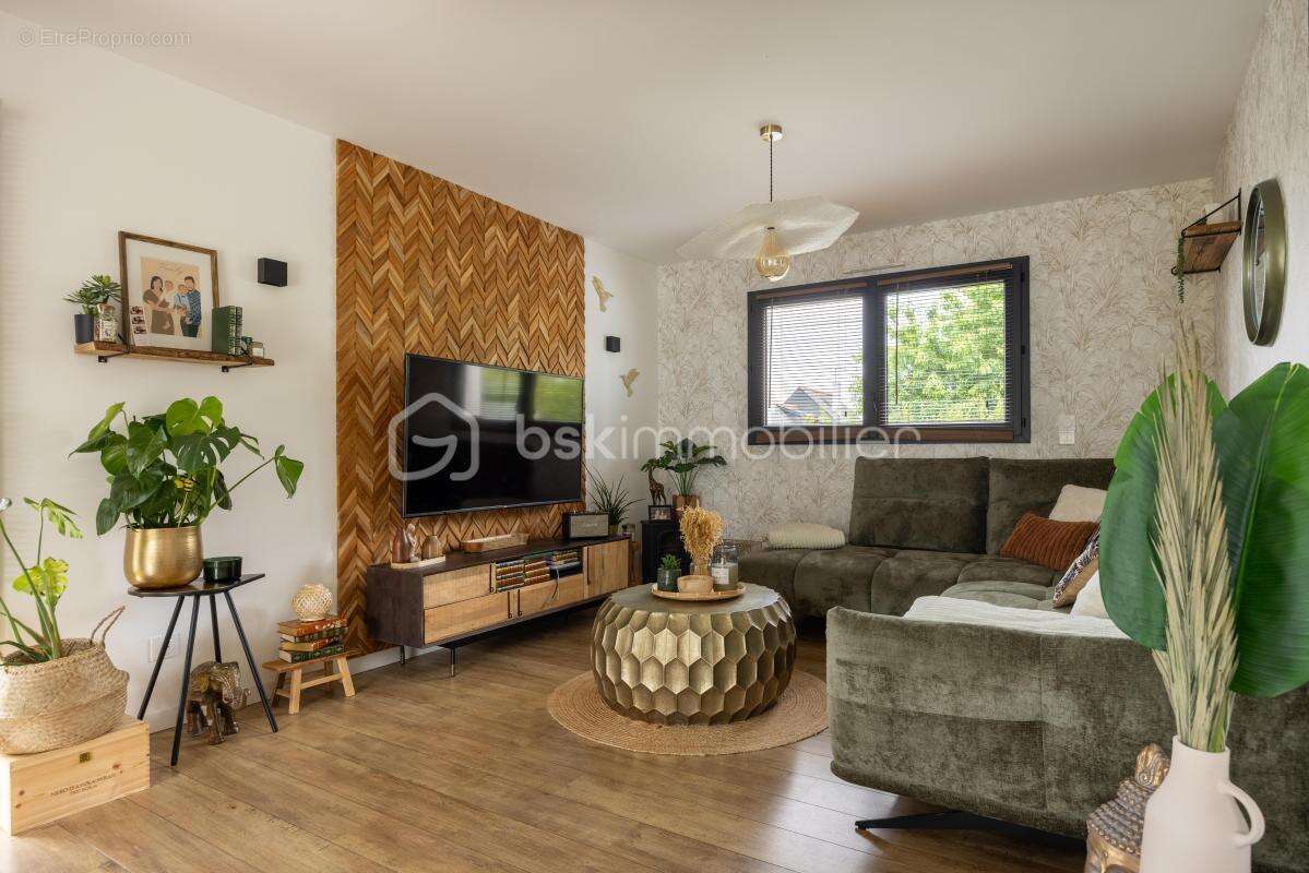Maison récente de 102 m² avec jardin sans vis-à-vis – Briollay - Piscinable - photo 5
