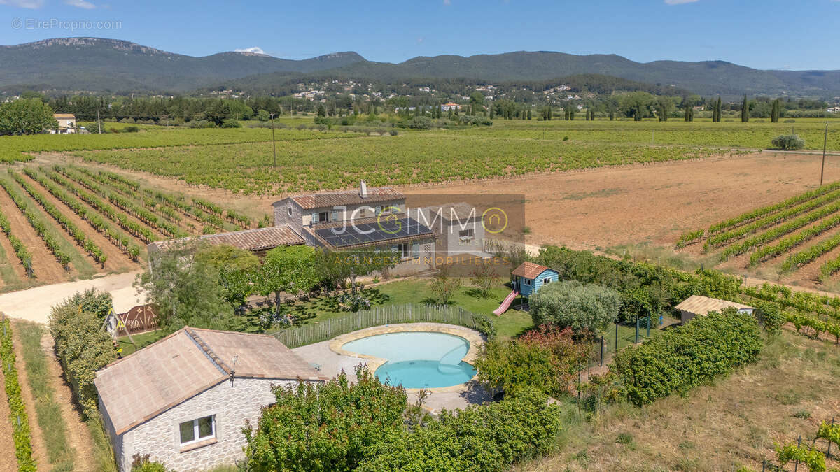 CUERS, Villa de 133 m2 nichée au coeur des vignes BIO - photo 13