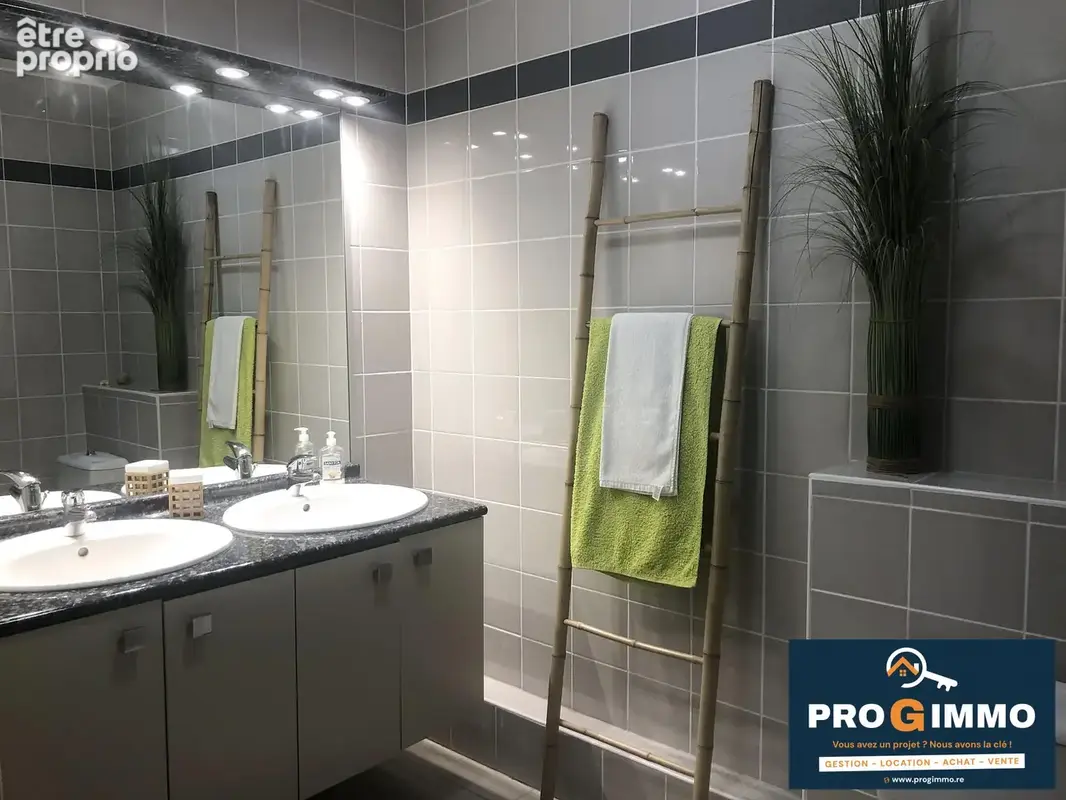 Appartement 56 m² à Saint-Pierre  - photo 9