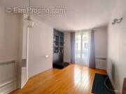 Appartement à PARIS-10E