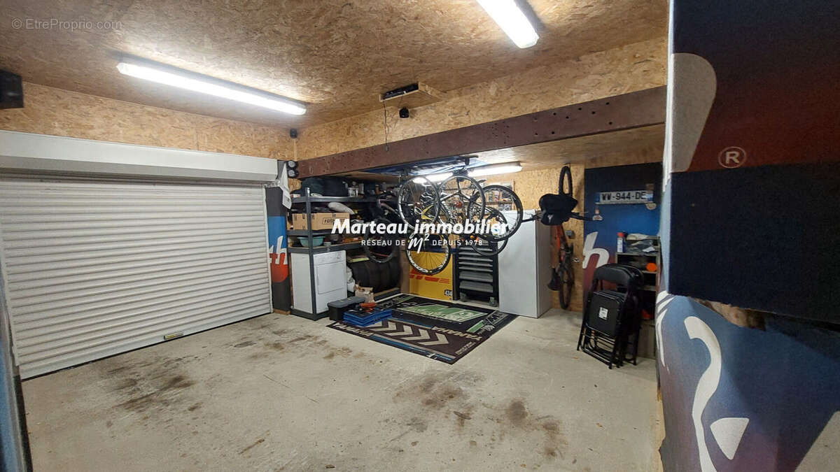 Maison à JOUE-L'ABBE