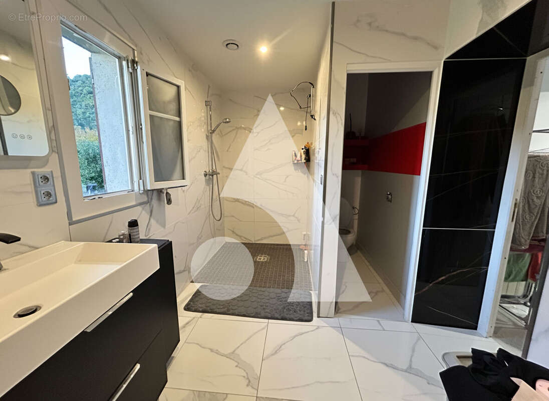 Maison à ANGLARS-JUILLAC