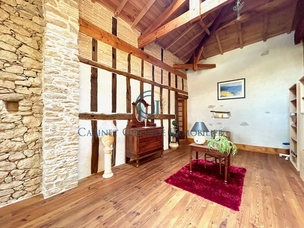 Maison à CASTETS-EN-DORTHE