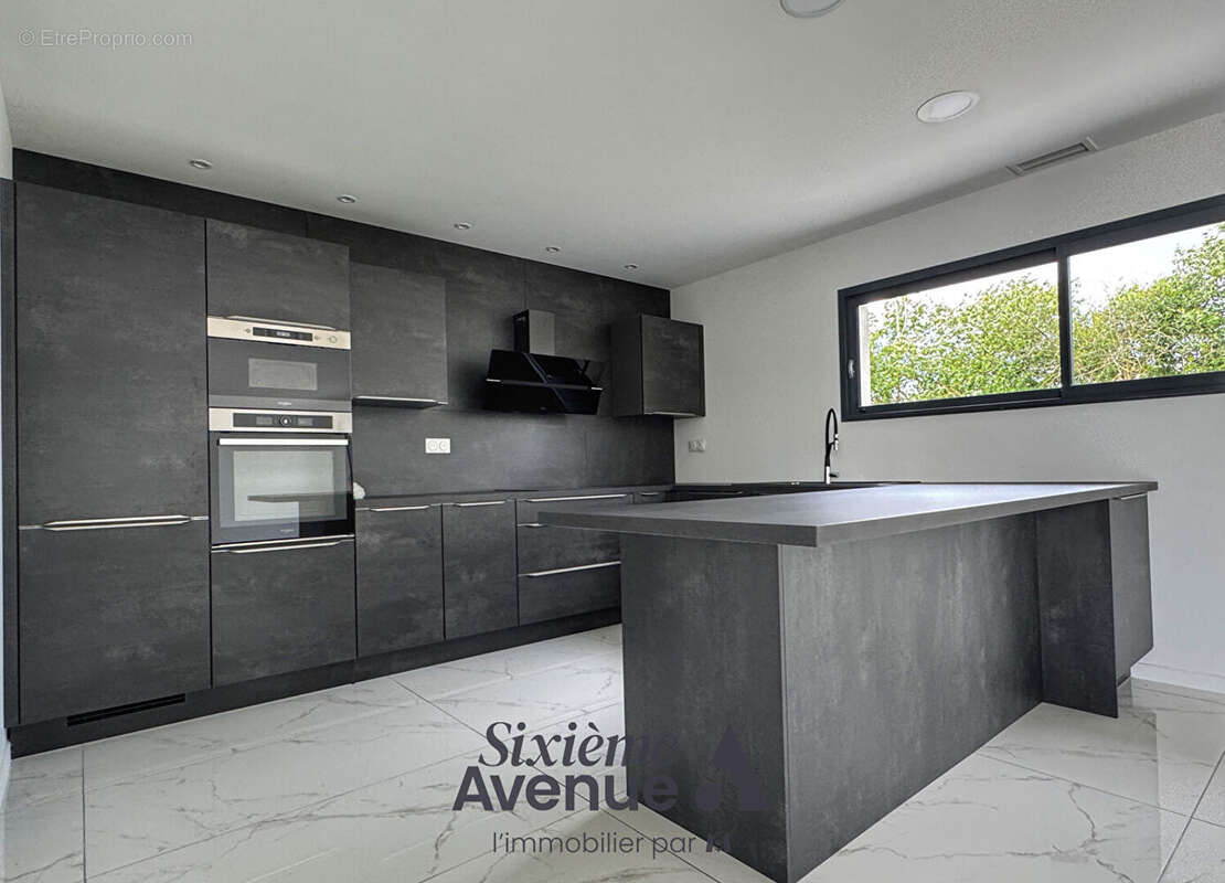 Maison contemporaine Bressols 5 pièce(s) 145 m2 - photo 5