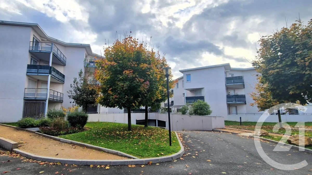 Appartement à JASSANS-RIOTTIER