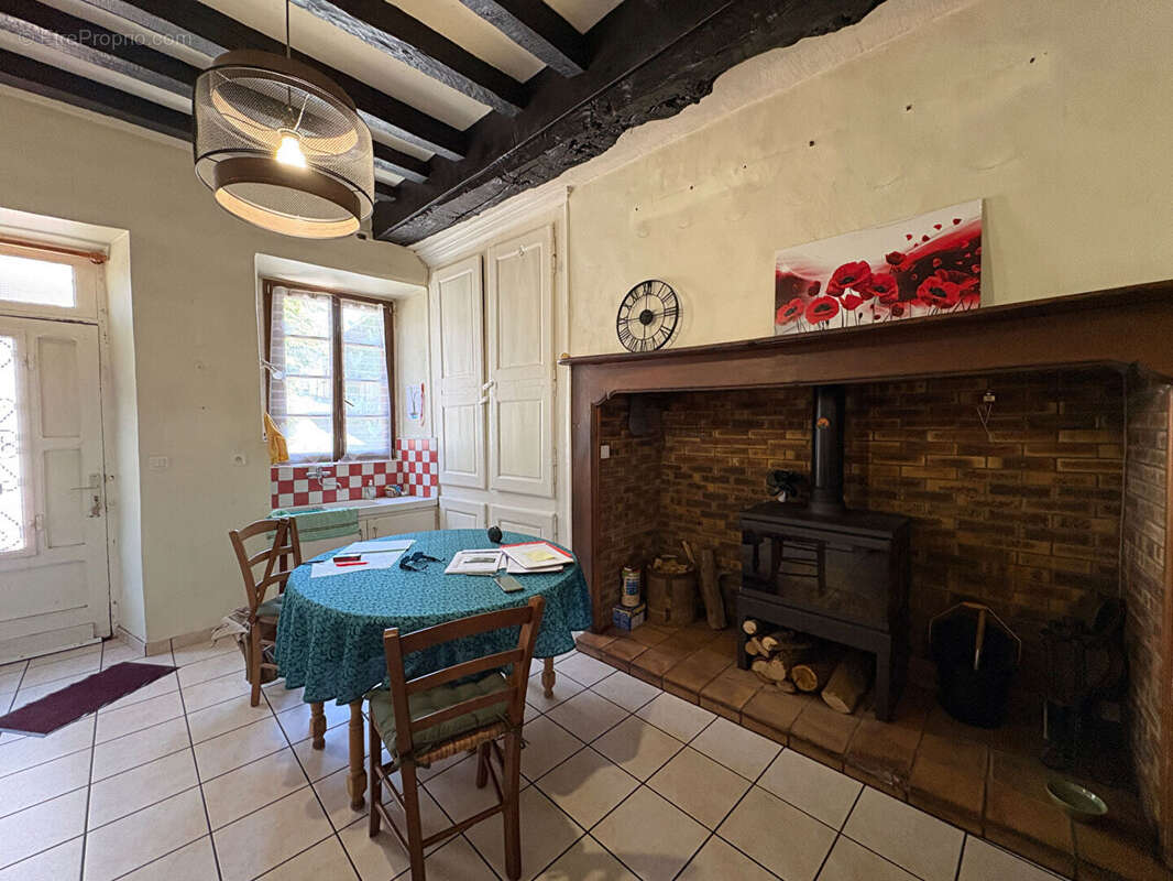 Maison à JUILLAC