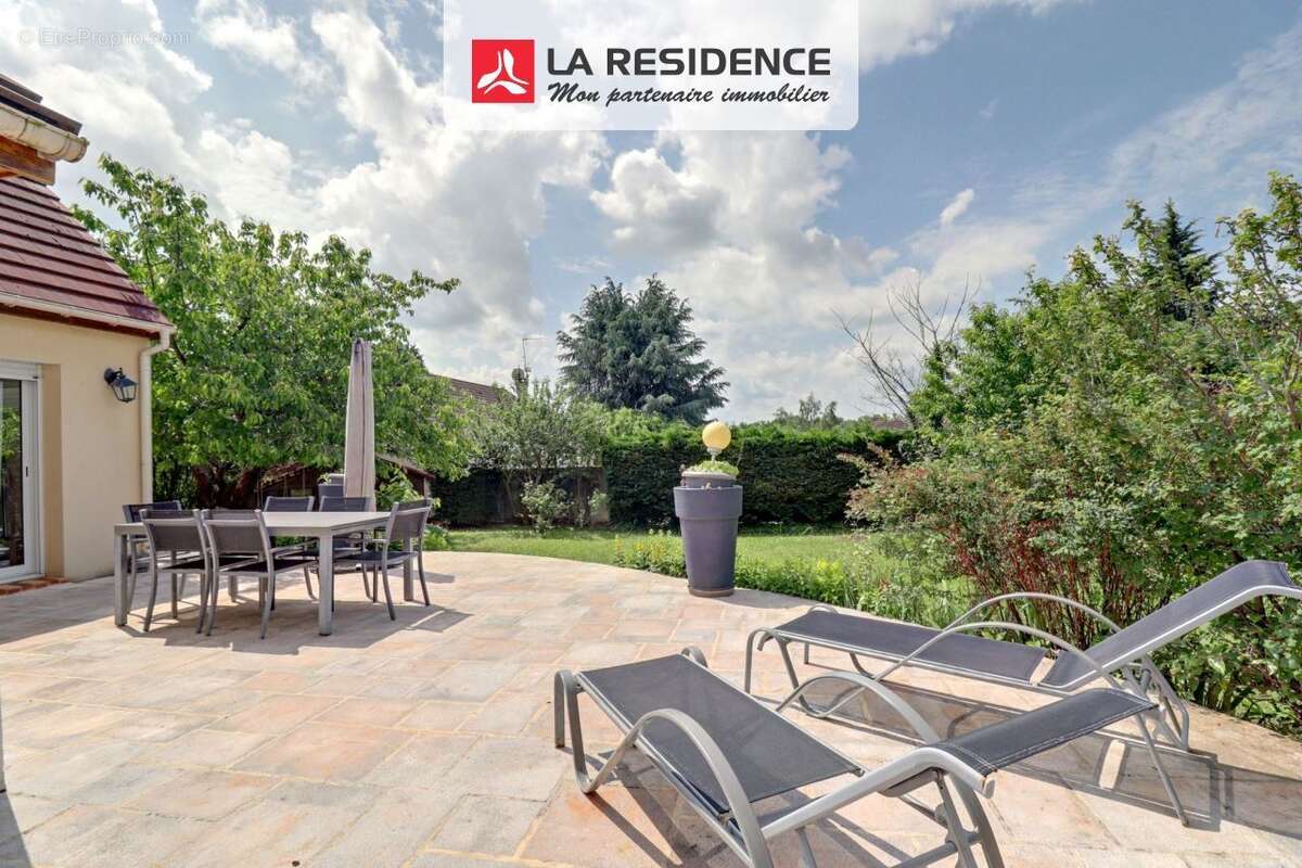 Maison à VILLIERS-SAINT-FREDERIC