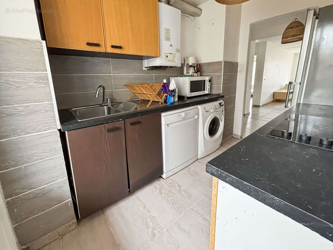 Appartement à MARSEILLE-3E