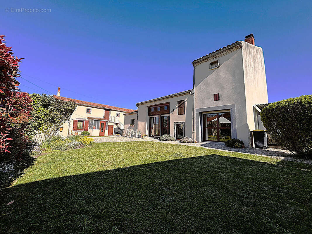 Maison à SARDON