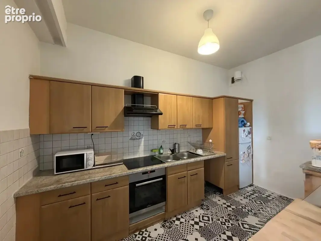 Grand studio de 47,28 m² en rez-de-chaussée - photo 2