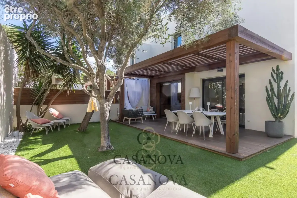 Montpellier  Casanova Immobilier vous propose cette villa contemporaine située dans un environnement résidentiel recherché. - photo 4