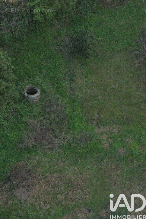 Photo 1 - Terrain à GENERAC