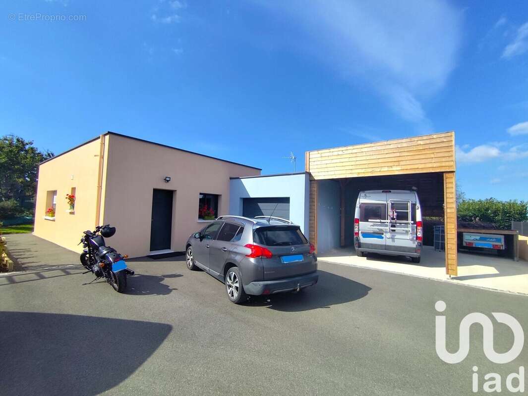 Photo 2 - Maison à TREDREZ-LOCQUEMEAU