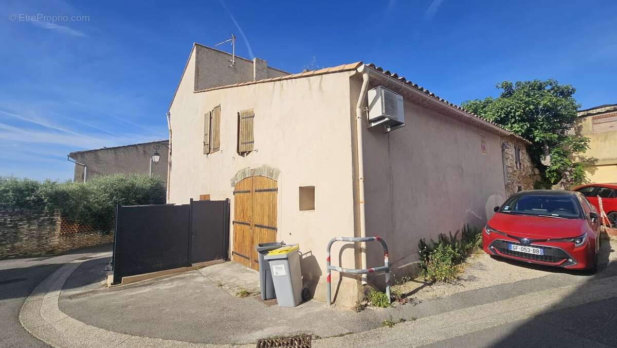 Maison à LA FARE-LES-OLIVIERS