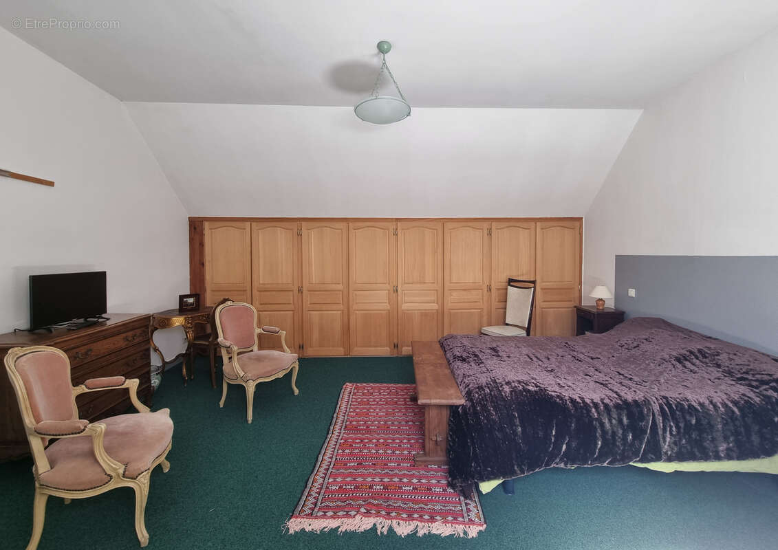 Appartement à LENCLOITRE