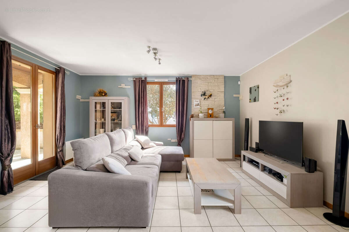 Photo 3 - Maison à SAINT-SYMPHORIEN-D'OZON