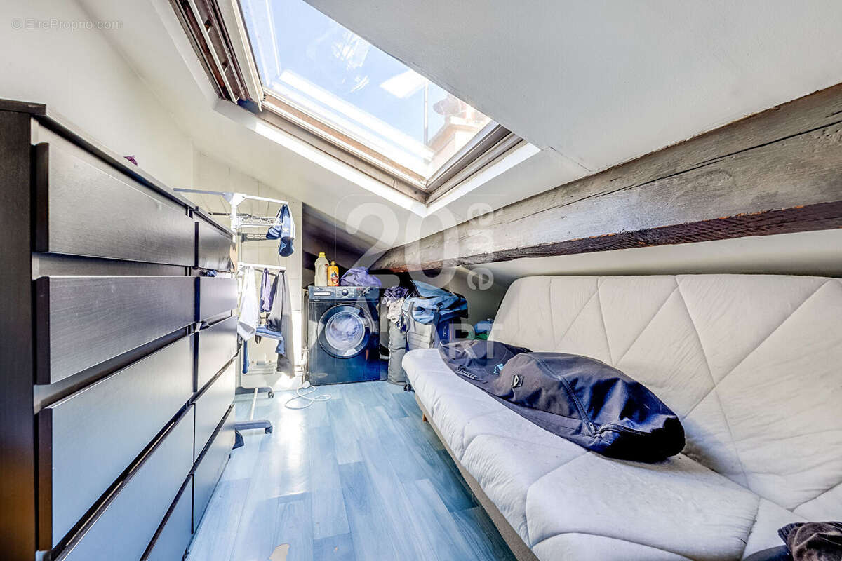 Appartement à PARIS-20E