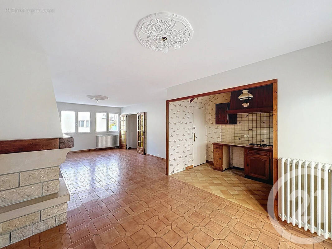 Maison à MARSANNAY-LA-COTE