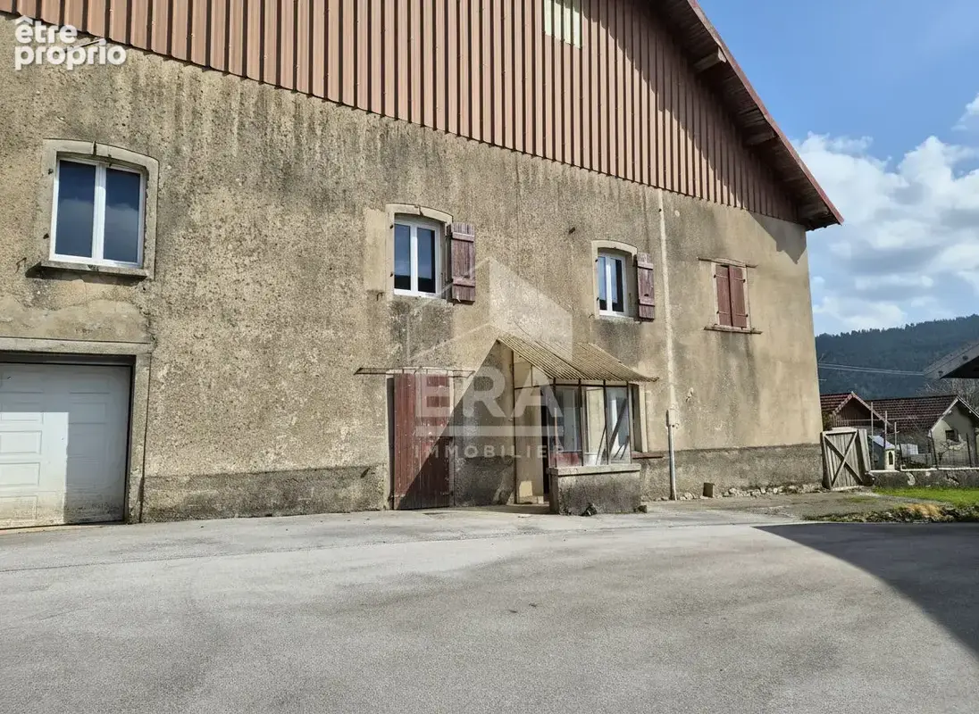 Photo Maison à Arc-Sous-Cicon au prix de 269 000€