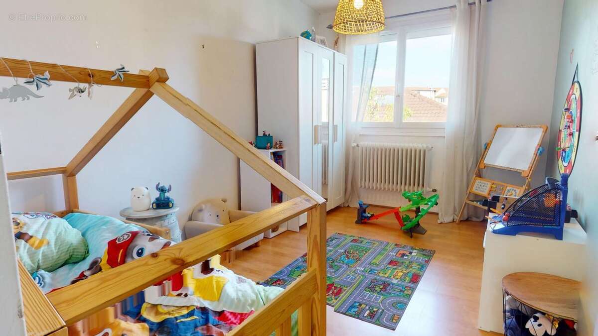 Maison à CHAPONOST