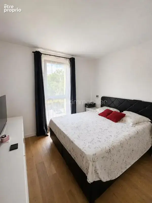 Appartement 4 pièces - 3 chambres avec possibilité 4ème - Soisy-sous-Montmorency - photo 9