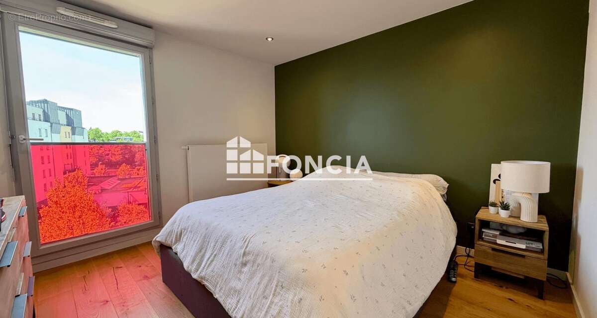 SEYNOD – Appartement T3 dernier étage avec terrasse de 35 m² plein sud et vue montagnes - photo 12