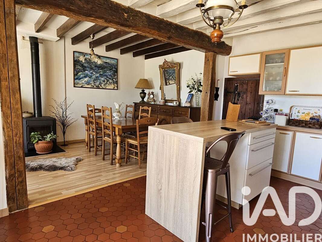 Photo 2 - Maison à VILLERS-COTTERETS