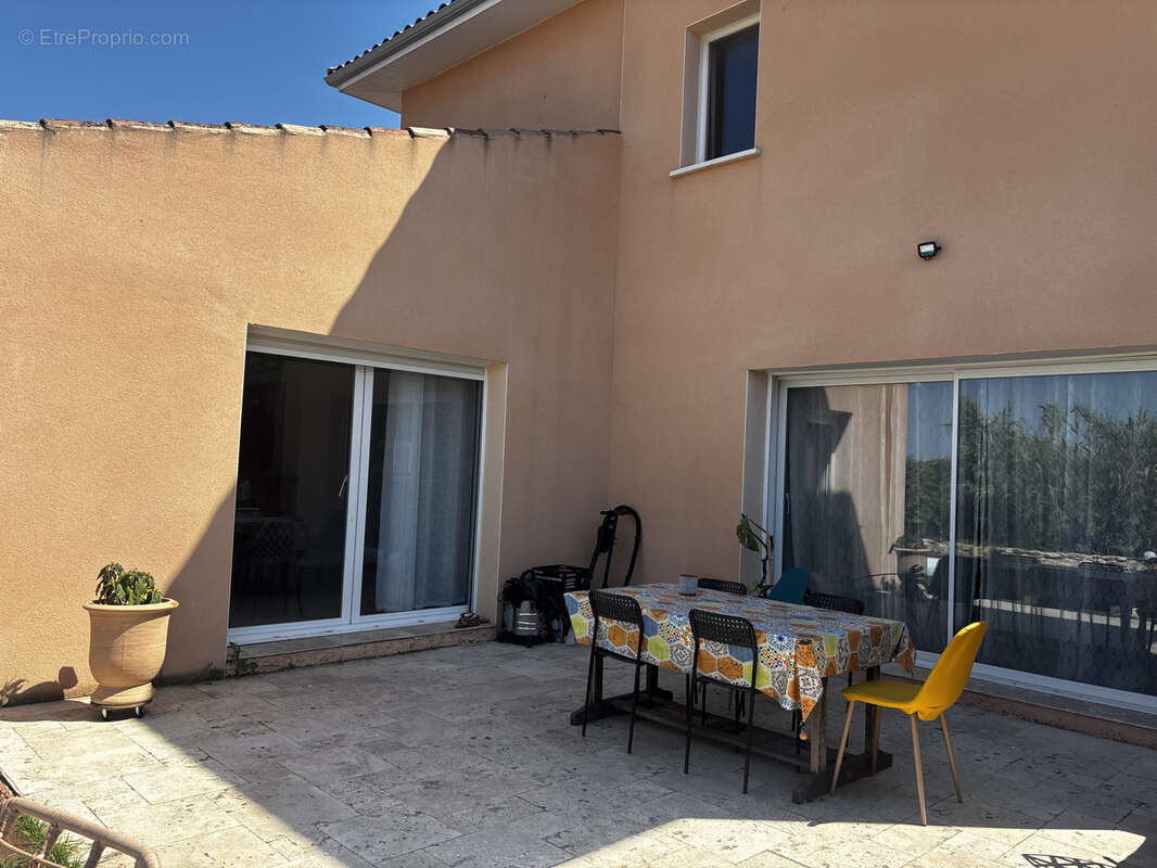 Nezignan l eveque - photo 4