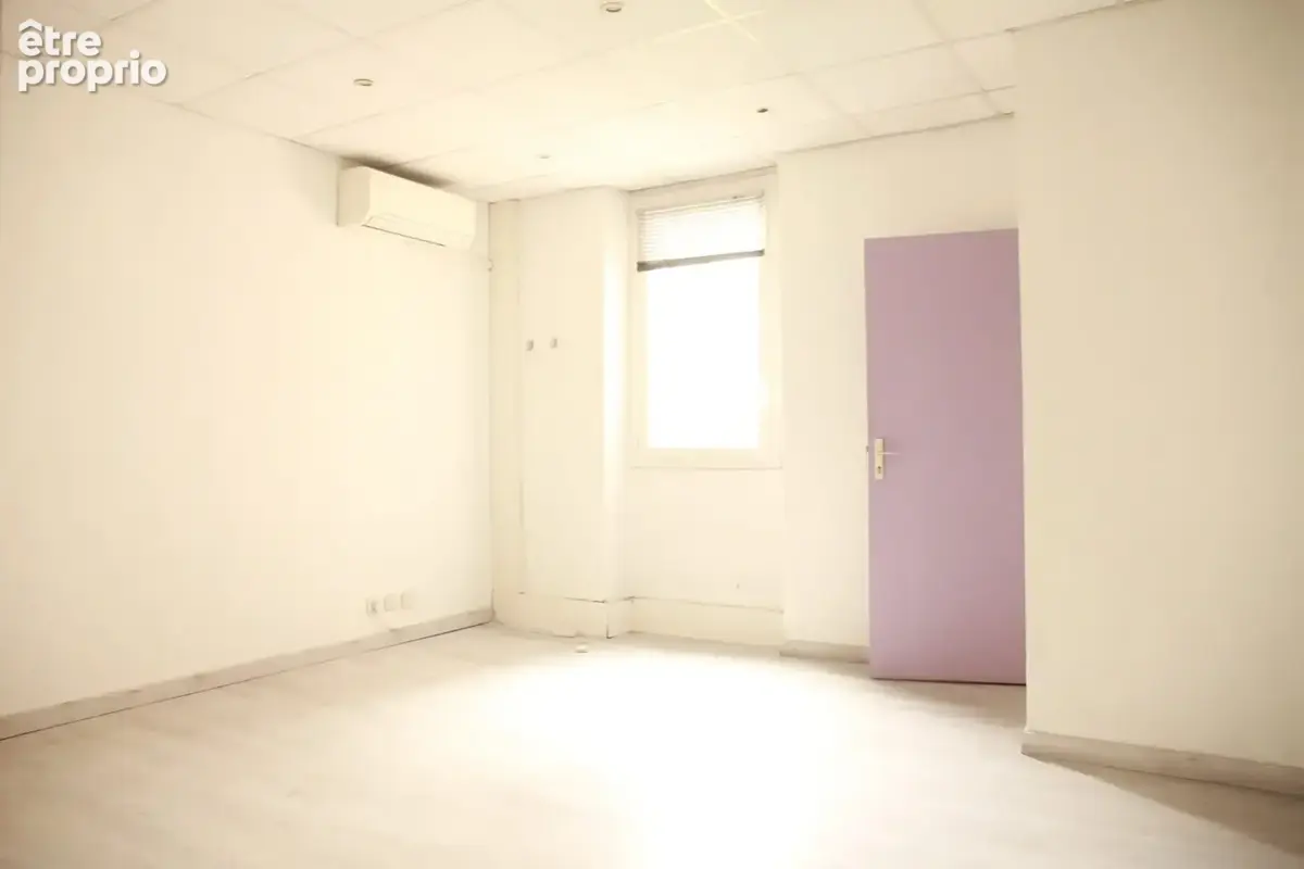 Appartement 4 pièces 68 m² à vendre à Marseille-6e (13006) - photo 3