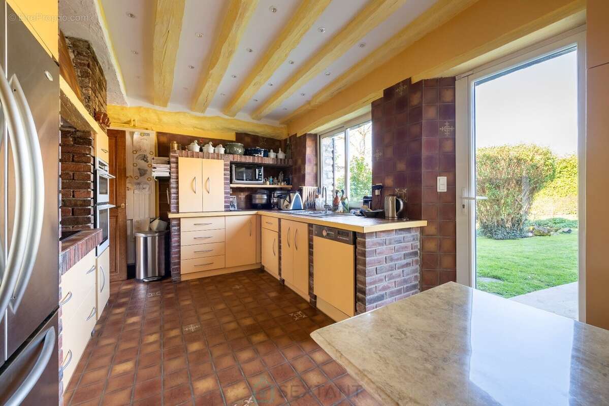 Maison à FONTAINEBLEAU