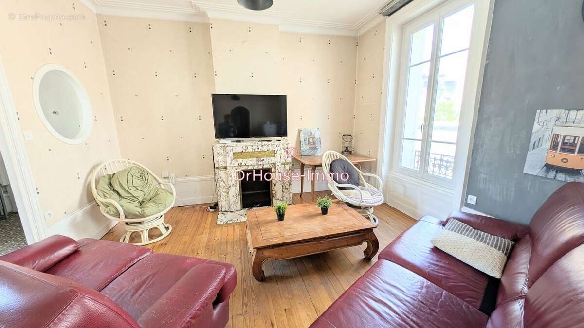 Appartement à SAINT-ETIENNE