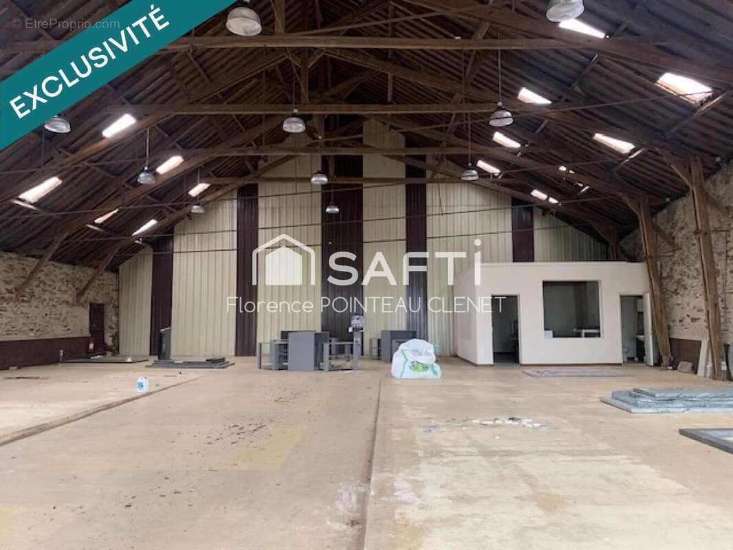 Photo 5 - Commerce à CANDE