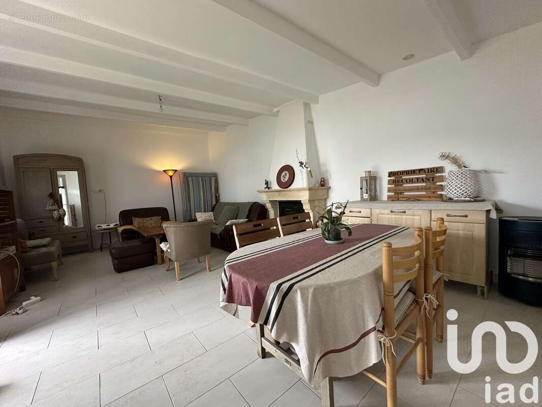 Photo 2 - Maison à MARENNES