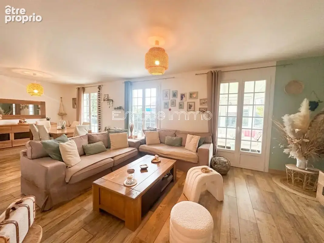Maison rénovée vivable de plain pied - 4 chambres - 125m² - 377m² de terrain - ESLETTES - photo 3