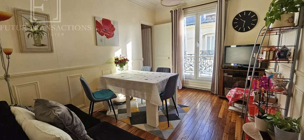 Appartement à COLOMBES
