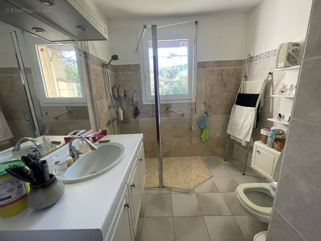 Maison à SAINT-BAUZILLE-DE-LA-SYLVE