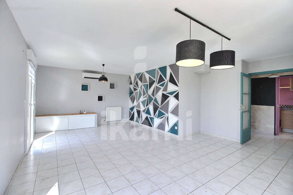 Charmante maison avec beau terrain - photo 6