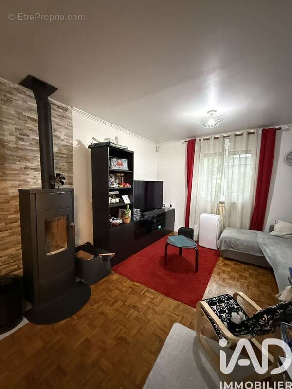 Photo 6 - Maison à VIRY-CHATILLON