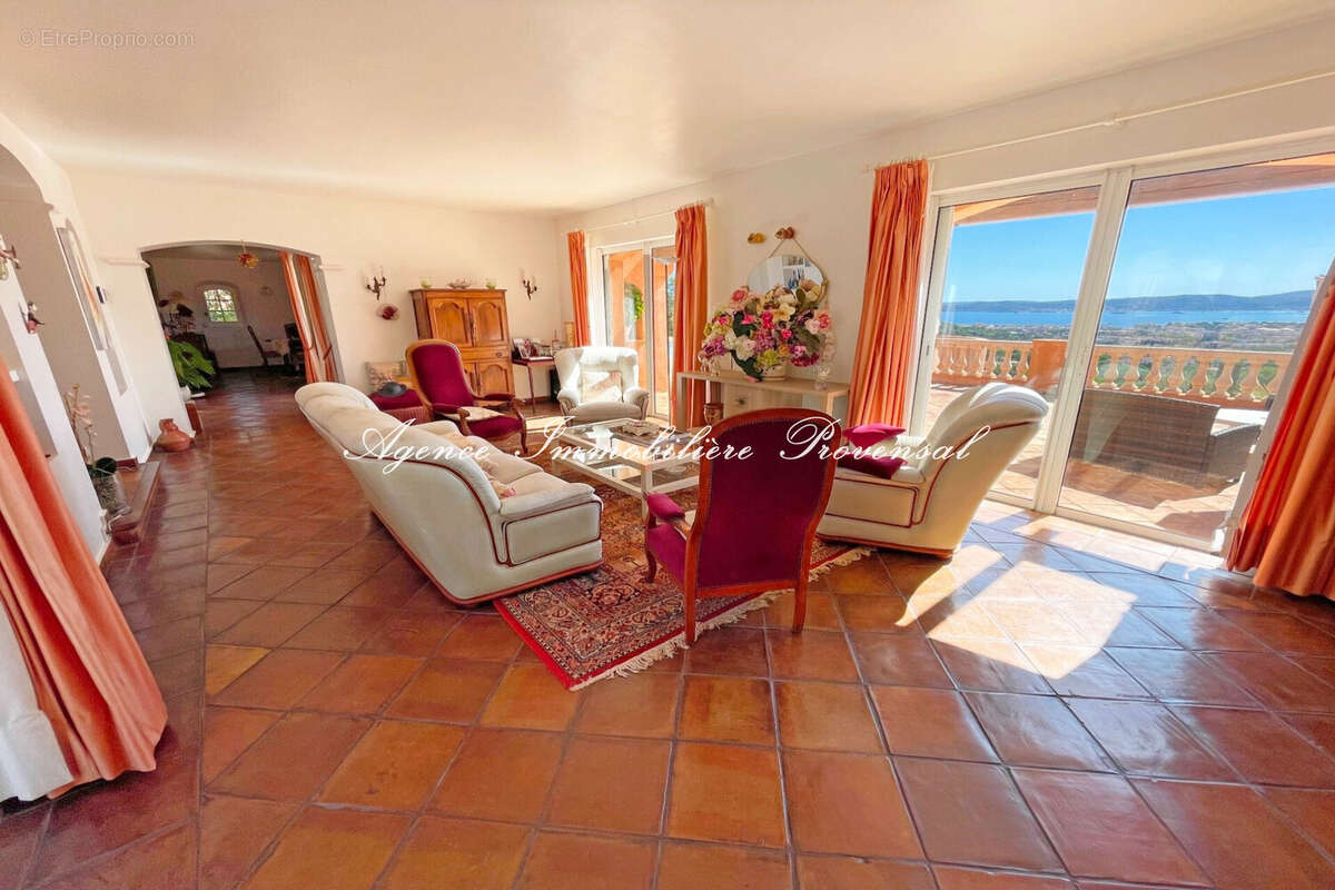 Maison 370 m² à Sainte-Maxime  - photo 7