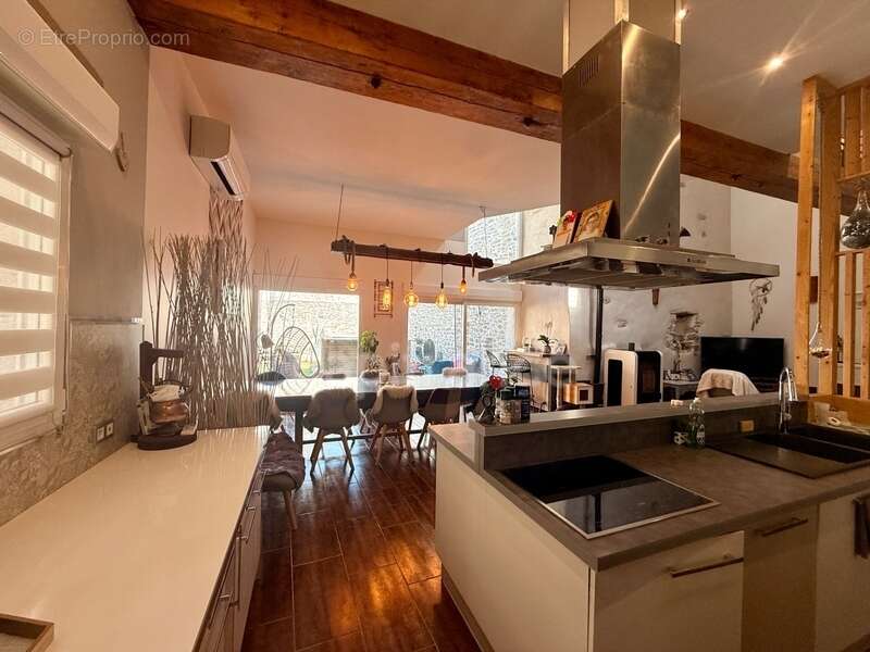 Loft exceptionnel 170m2 habitables 4 chambres, 1 garage et jardin à 20km de Carcassonne  avec piscine hors sol - photo 5